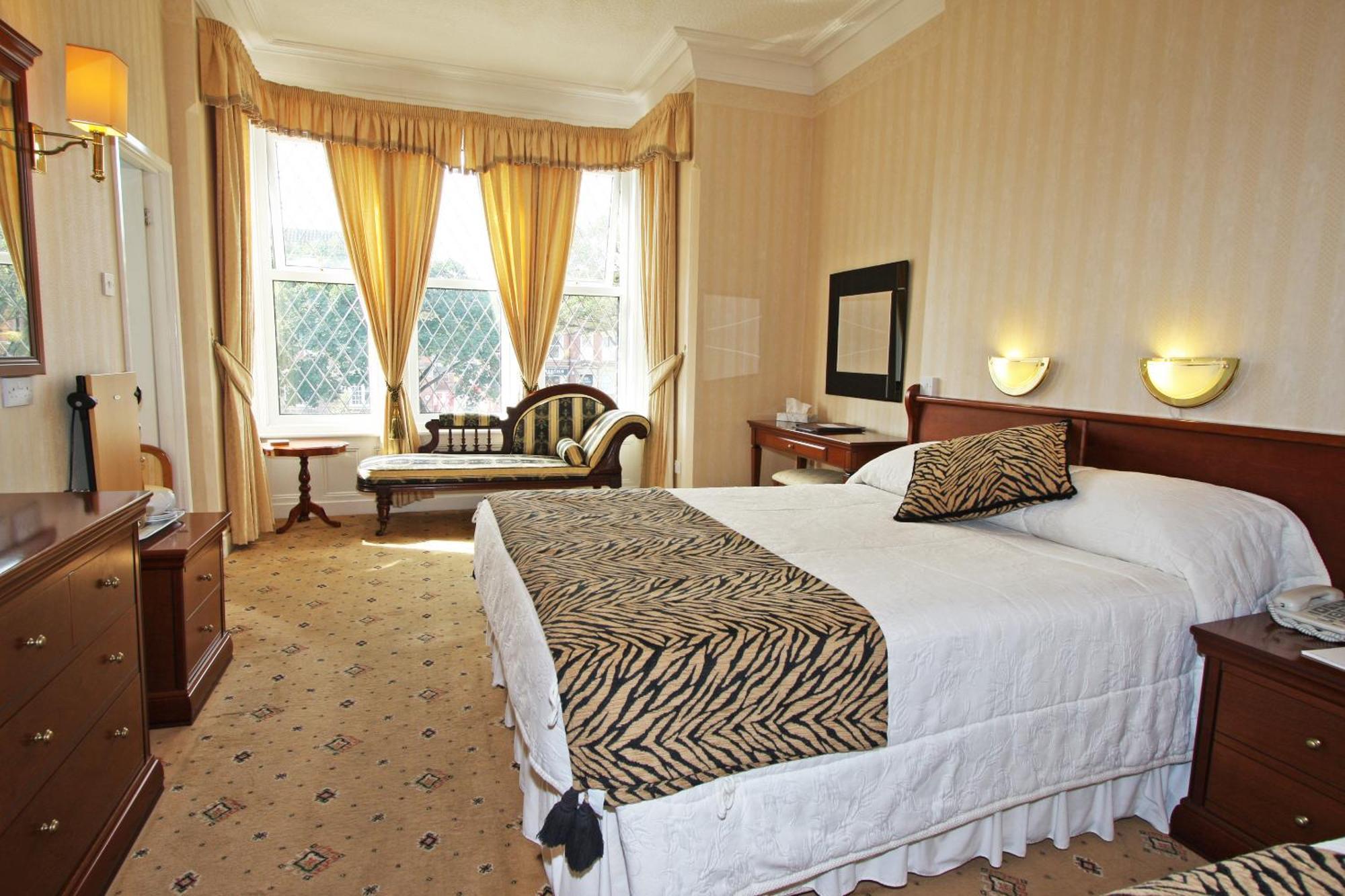 Bedford Hotel Lytham St Annes Room photo