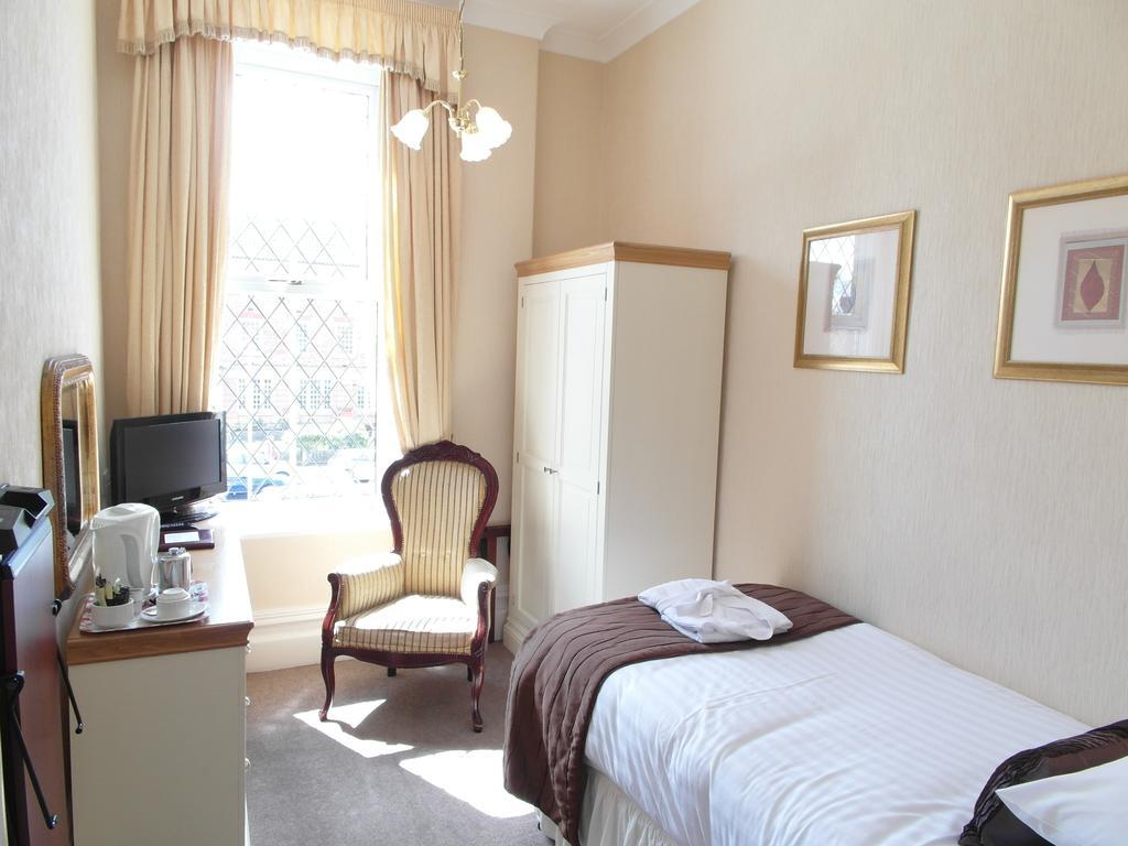 Bedford Hotel Lytham St Annes Exterior photo