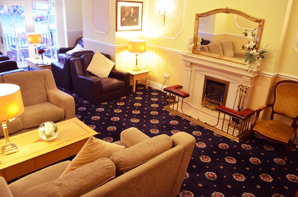 Bedford Hotel Lytham St Annes Exterior photo